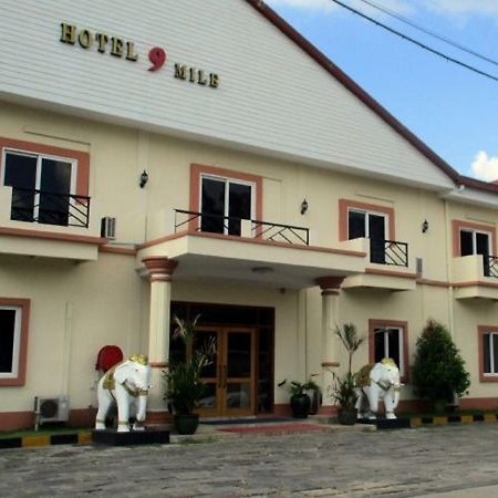 Hotel 9 Mile Yangon Ngoại thất bức ảnh
