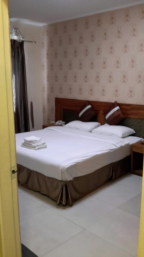 Hotel 9 Mile Yangon Ngoại thất bức ảnh