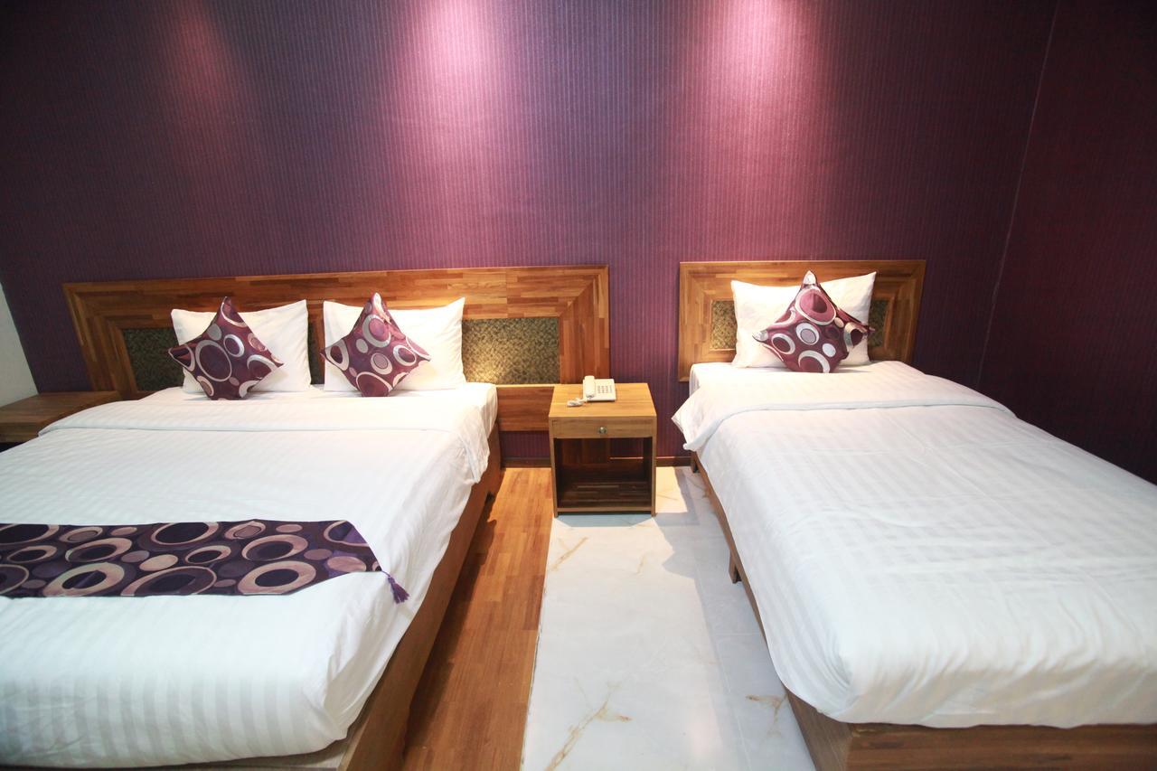 Hotel 9 Mile Yangon Ngoại thất bức ảnh